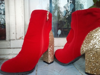 Просмотреть foto Женская обувь Женские демисезонные ботинки, размер 37 69986973 в Бийске