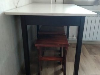 продам кухонный стол, размер 110 на 70 см, верхняя часть снимается в Ельце