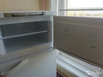 Бронь до 10, 05 до 15, 00 Рабочий холодильник, есть небольшой дефект - трещина на боковой полке,  Самовынос/самовывоз Труфанова 31Состояние: Б/у в Ярославле