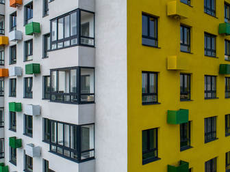 Продаётся 1-комн,  квартира площадью 35,5 кв, м на 10 этаже 17 этажного дома (Корпус 4Б, Секция 2) проекта ПИК «Волга парк»,  Светлый просторный подъезд на уровне в Ярославле