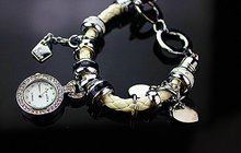 Стильные часы-браслет Pandora