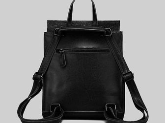 Новое фото Женские сумки, клатчи, рюкзаки Рюкзак кожаный женский черный 66355268 в Москве