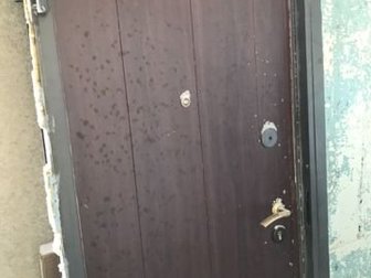 Металлическая дверь , с замком , коробкой в Мурманске