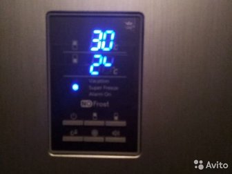 Холодильник Samsung RL-34 ECMSОбщие характеристикиТип холодильник с морозильникомРасположение отдельно стоящийЦвет / Материал покрытия серебристый / краскаУправление электронноеЭнергопотребление класс в Мурманске