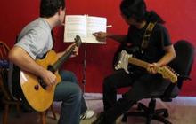 Игра на гитаре Набережные Челны обучение для детей