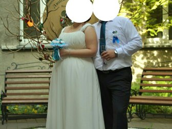 Увидеть foto Свадебные платья Продам свадебное платье,имеется шнуровка,карсет сделан ручной работы,одевалось один раз, в отличном состоянии, 40046116 в Новосибирске