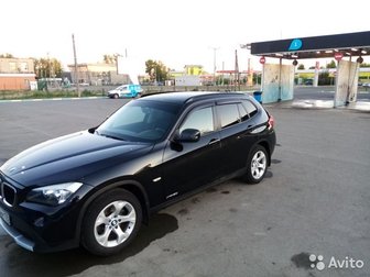 Продам BMW X1 2012 г,  в,  Хорошее состояние, гаражное хранение, два хозяина , в подарок комплект зимней резиней Nokian Hakkapeliitta 7 на чёрных дисках Replica, в Пскове