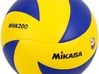 Смотреть фотографию Спортивный инвентарь Волейбольные мячи Mikasa mva200 33458427 в Санкт-Петербурге