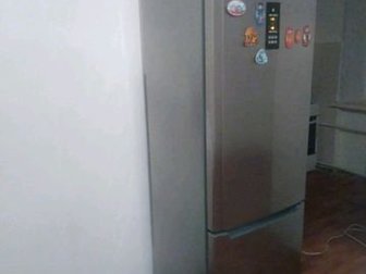 Продаю холодильник Hotpoint Ariston, по работе нареканий нет, не битый, не ремонтированный, рабочее состояние, в ш г 200/60/60,Состояние: Б/у в Саранске