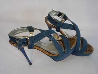 Свежее фото Женская обувь Босоножки из джинсовой ткани, 36-37 размер 38122736 в Саратове