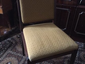 Продаются стулья из немецкого гарнитура Вердер в хорошем состоянии,  Общая высота 89 см, стороны 43 см, высота спинки 51 см,  В наличии 4 штуки, в Тамбове