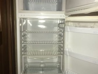 Продам холодильник Indesit 150 см в Великом Новгороде
