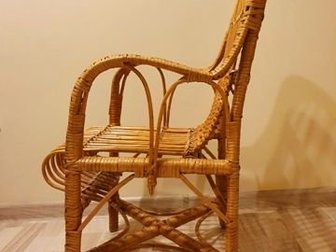 Продам милейшее детское кресло из ротанга,  Благодаря тому, что кресло можно дополнить любой подушкой, оно впишется в любой интерьер,  Ширина посадочного места 30 в Воронеже